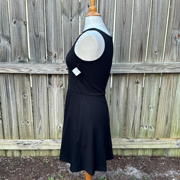 Amanda Uprichard fit and flare dress with grommet details, size medium, NWT! - Picture 3 of 7